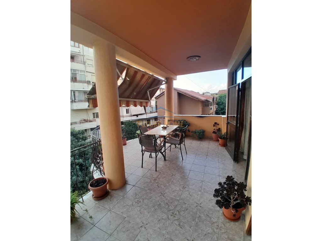 Rent, Villa, Elbow, Tirana