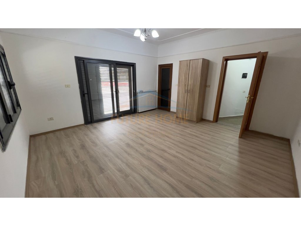 Rent, Villa, Kadri Kërciku Street, Tirana