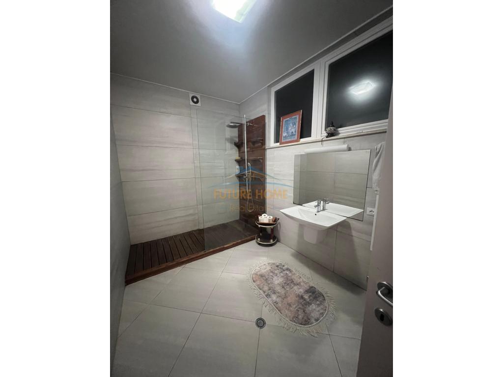 Rent, Villa, Tag