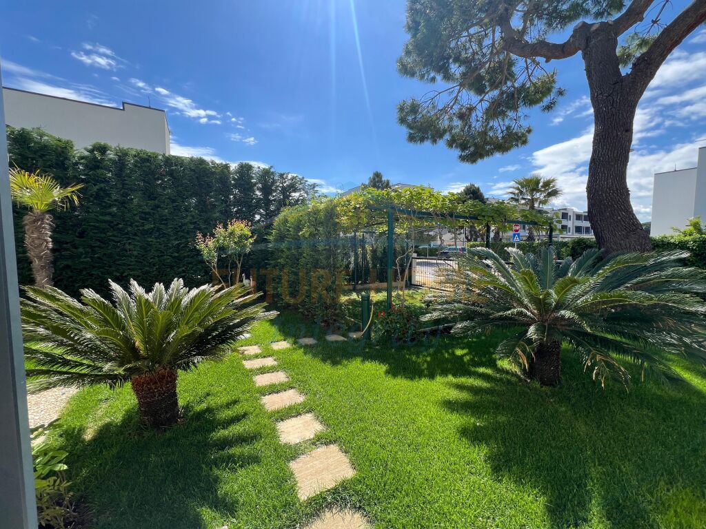 Rent, Villa, Vala Mar Residence, Lalez Bay.