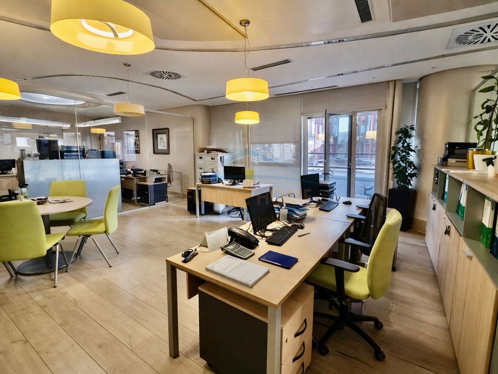 Qira, Ambient Biznesi, Coin Tirana, Stadiumi Air Albania