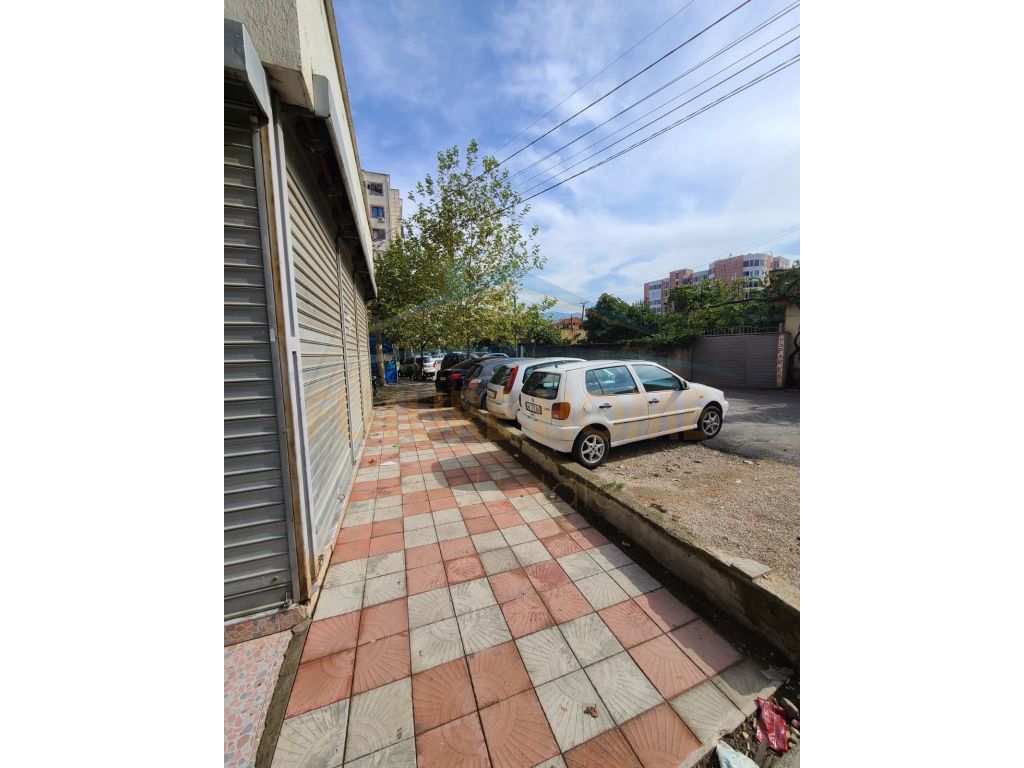 Qira Ambient Komercial ,pranë Nela 6, Yzberishtit,Tiranë.