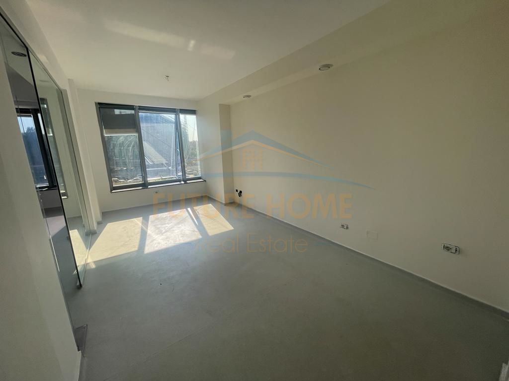 Qira, Office space, Sami Frasheri Street
