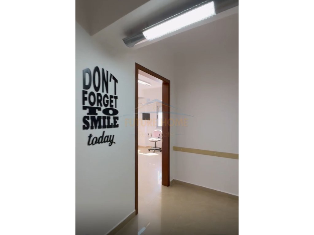 RENT, BUSINESS PREMISES, TRAIN STATION, DURRES.