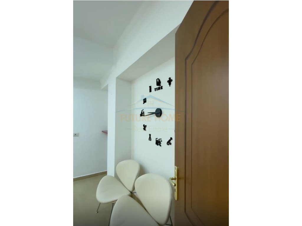 RENT, BUSINESS PREMISES, TRAIN STATION, DURRES.