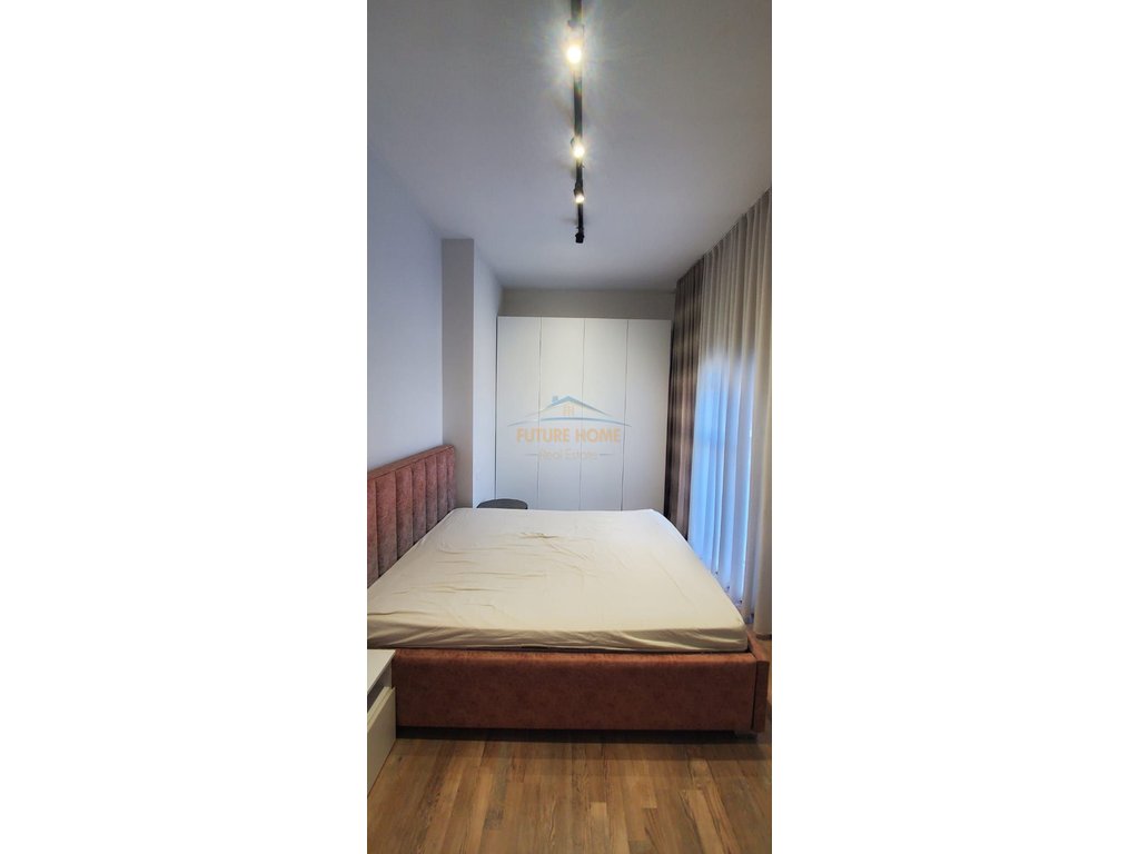Qira, Apartment 1+1, Kompleksi Mangalem, Tirana.