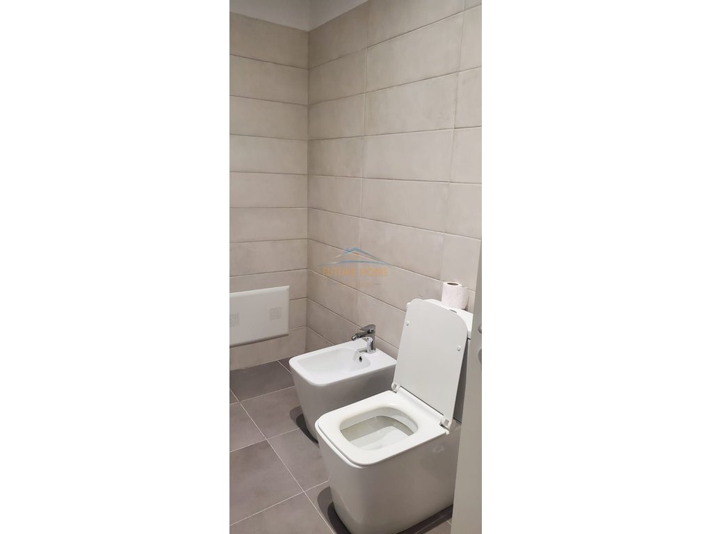 Qira, Apartment 1+1, Kompleksi Mangalem, Tirana.
