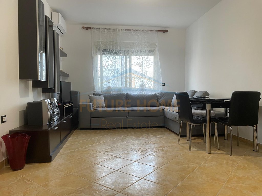 Qira, Apartment 1+1, Red Wheel, Durrës