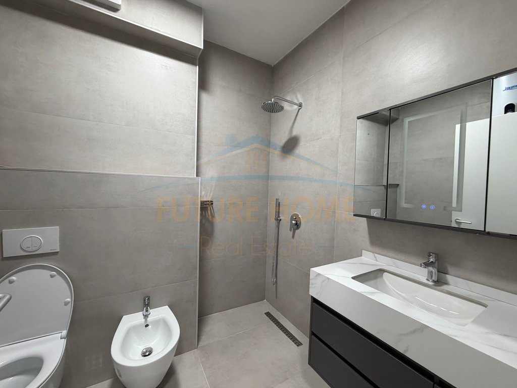 Qira, Apartment 2+1+2, Jordan Misja, Tirana