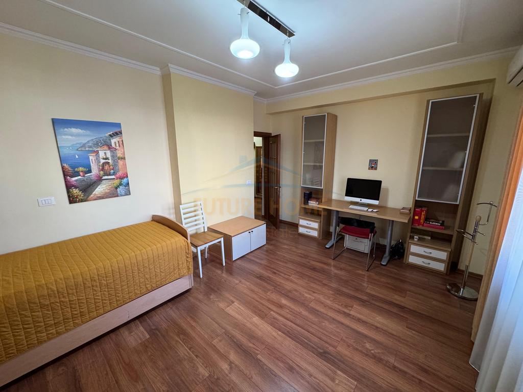 Qira, Apartment 2+1+2+Parking Spot, Block