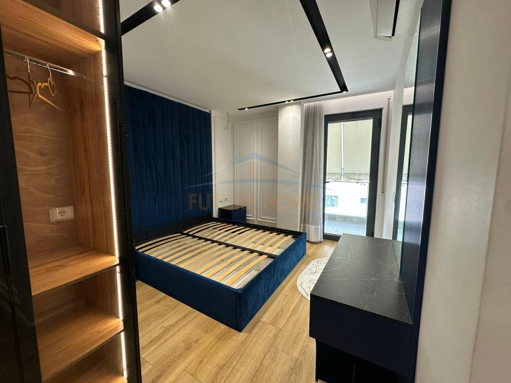 Rent, Apartment 2+1+2, Tirana Garden Building