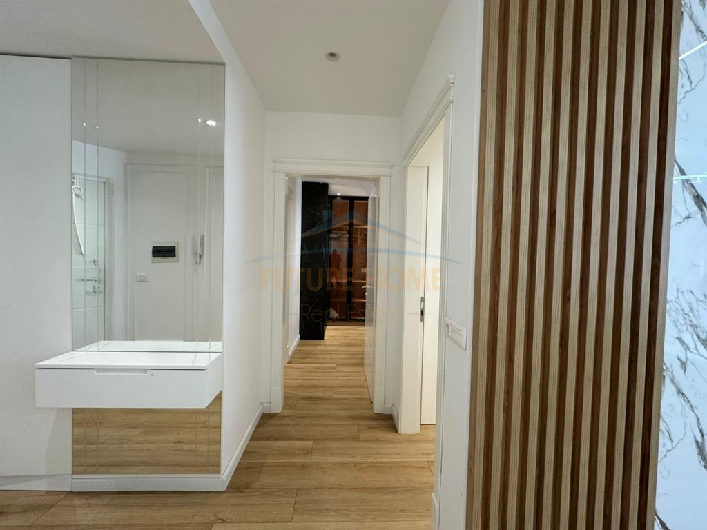 Rent, Apartment 2+1+2, Tirana Garden Building