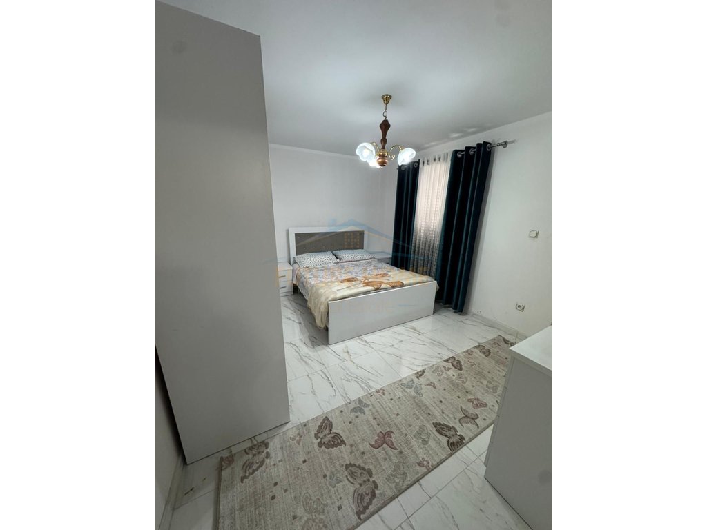 Qira, Apartament 2+1+2, Rruga Fortuzi, Tiranë