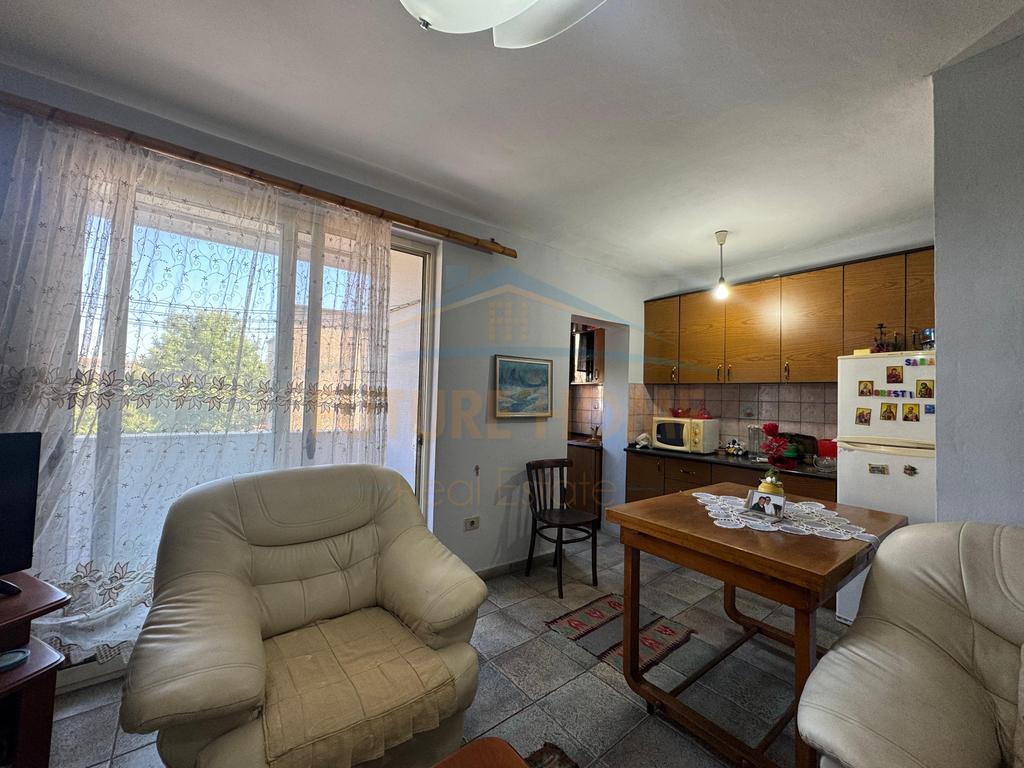 Qira, Apartament 2+1, Brryli