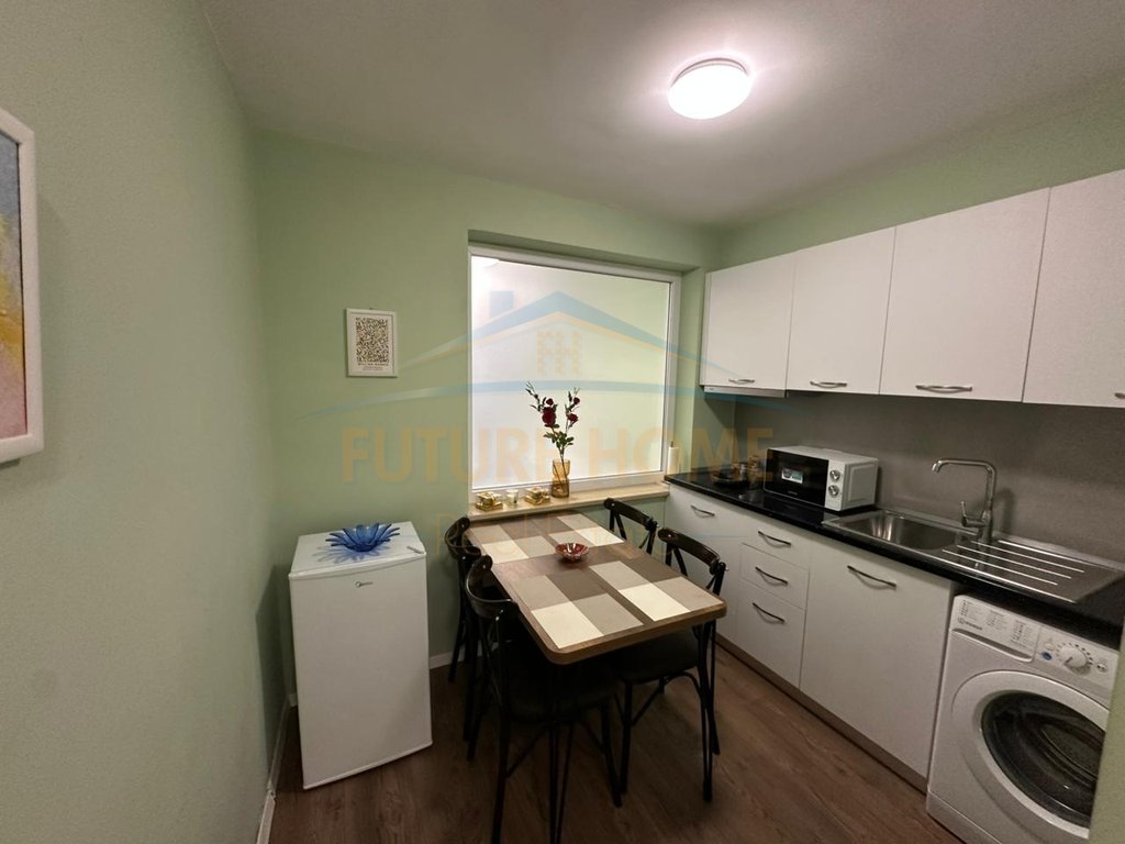 Qira, Apartament 2+1, Myslym Shyri, Tirane.