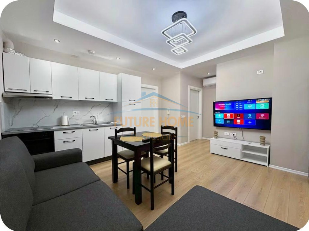 Qira, Apartment 2+1, Medrese, Tirana.
