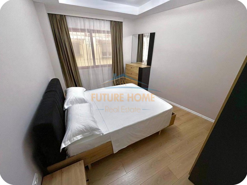 Qira, Apartment 2+1, Medrese, Tirana.