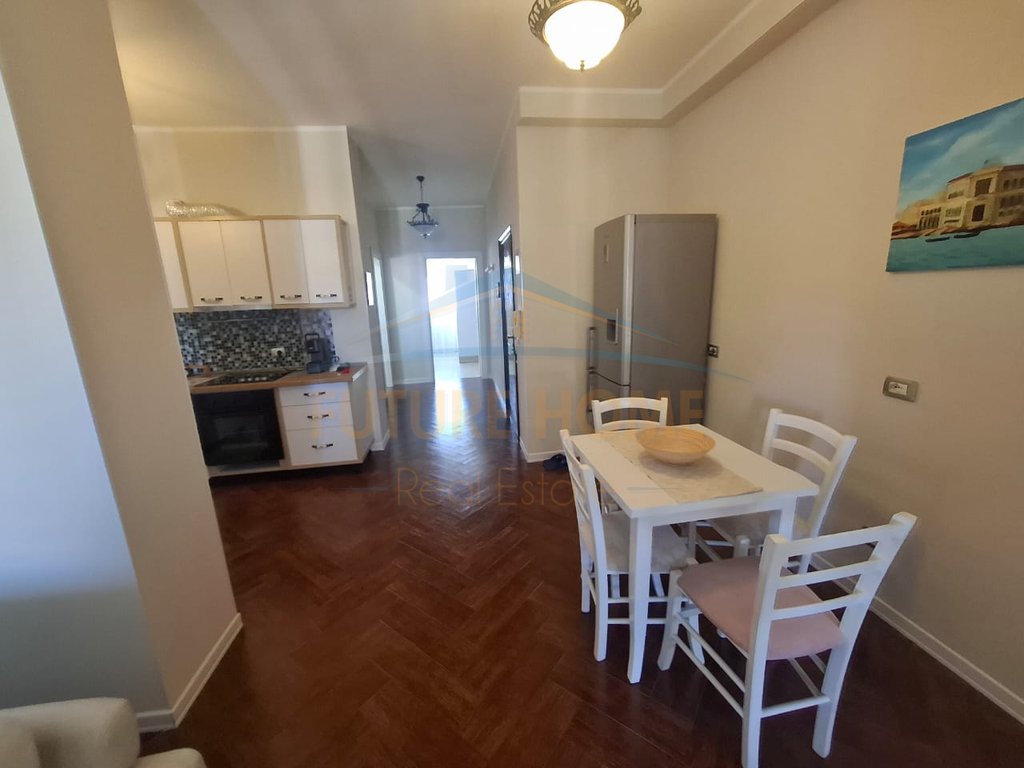 Qira, Apartment 2+1, Center, Durrës