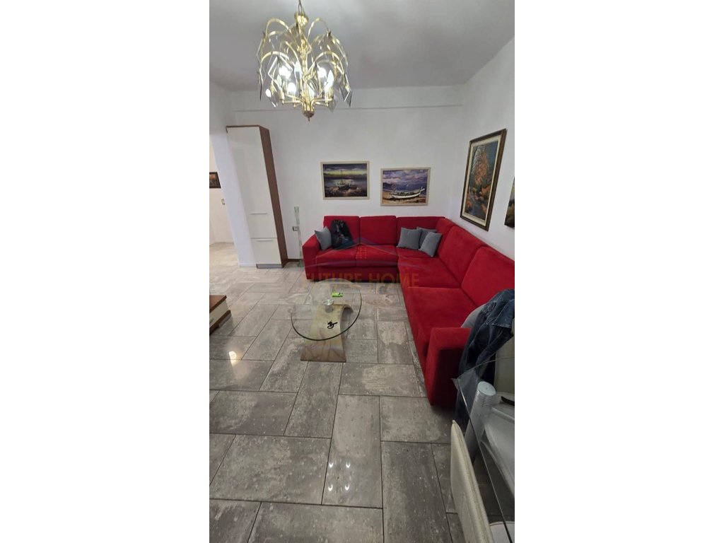 Qira, Apartment 2+1, Dibrës Street, Tirana.