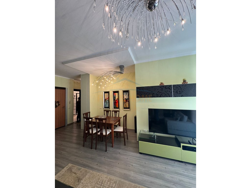 Qira, Apartment 2+1+Parking Space, Barricade Street, Tirana