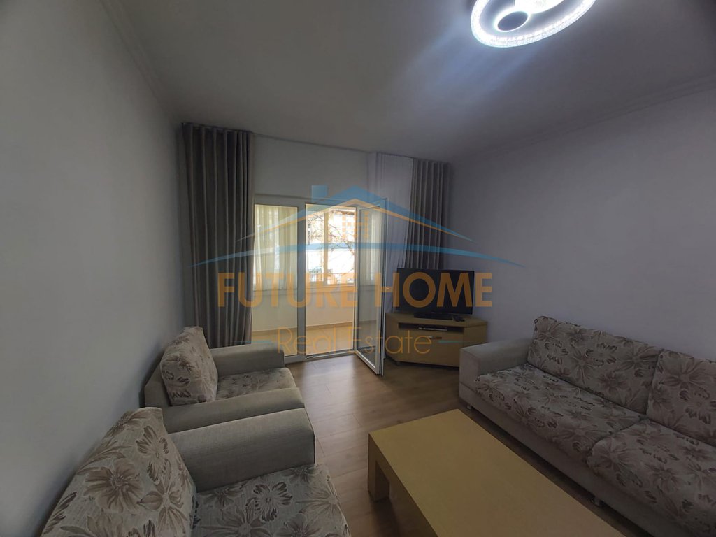 Qira, Apartment 2+1, Dinamo Stadium