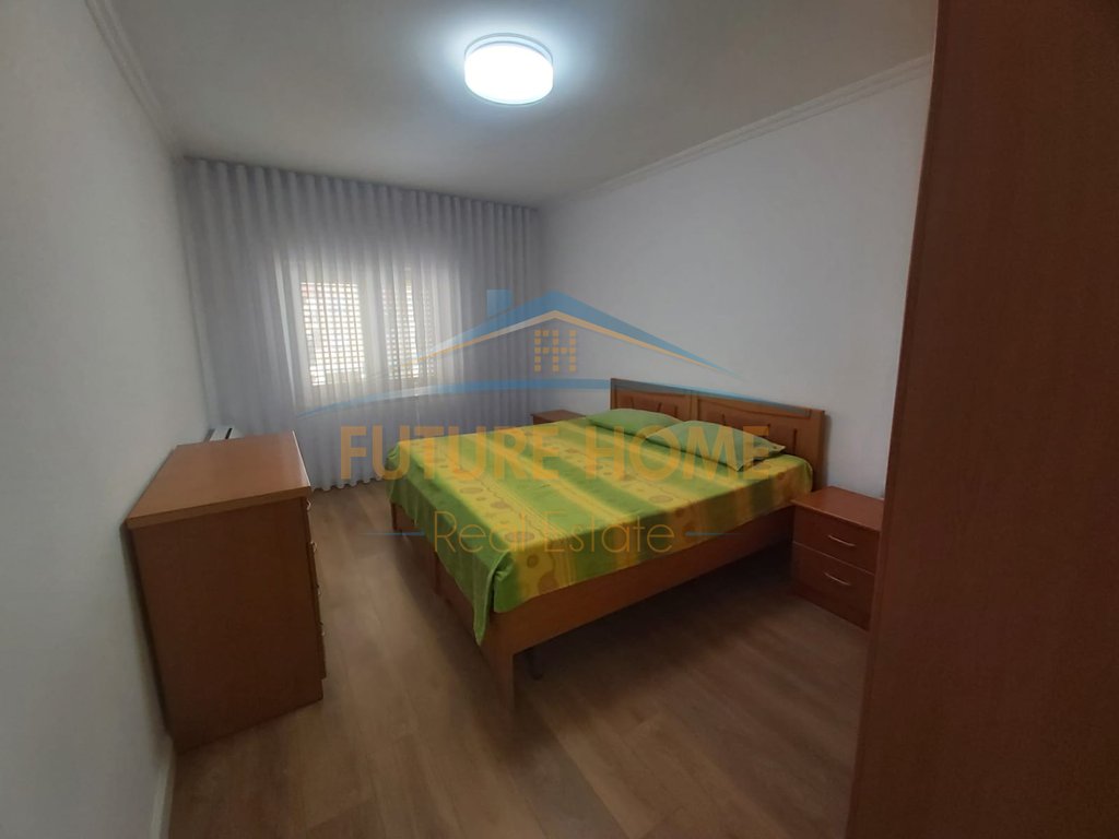 Qira, Apartment 2+1, Dinamo Stadium