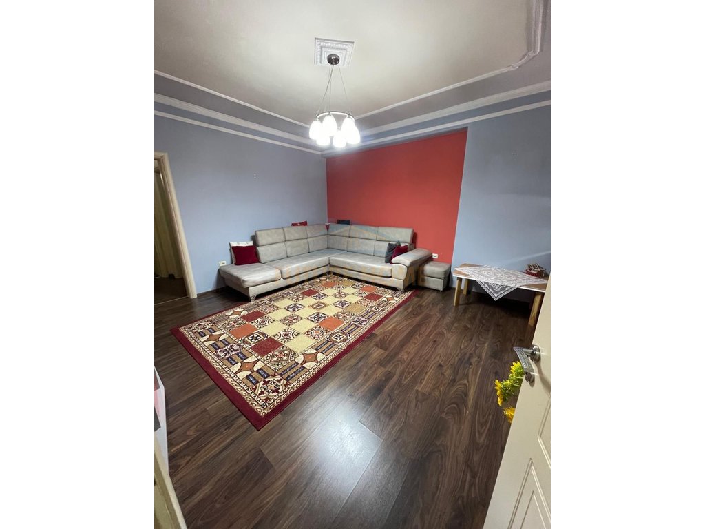 Qira, Apartament 2+1, Unaza e Re