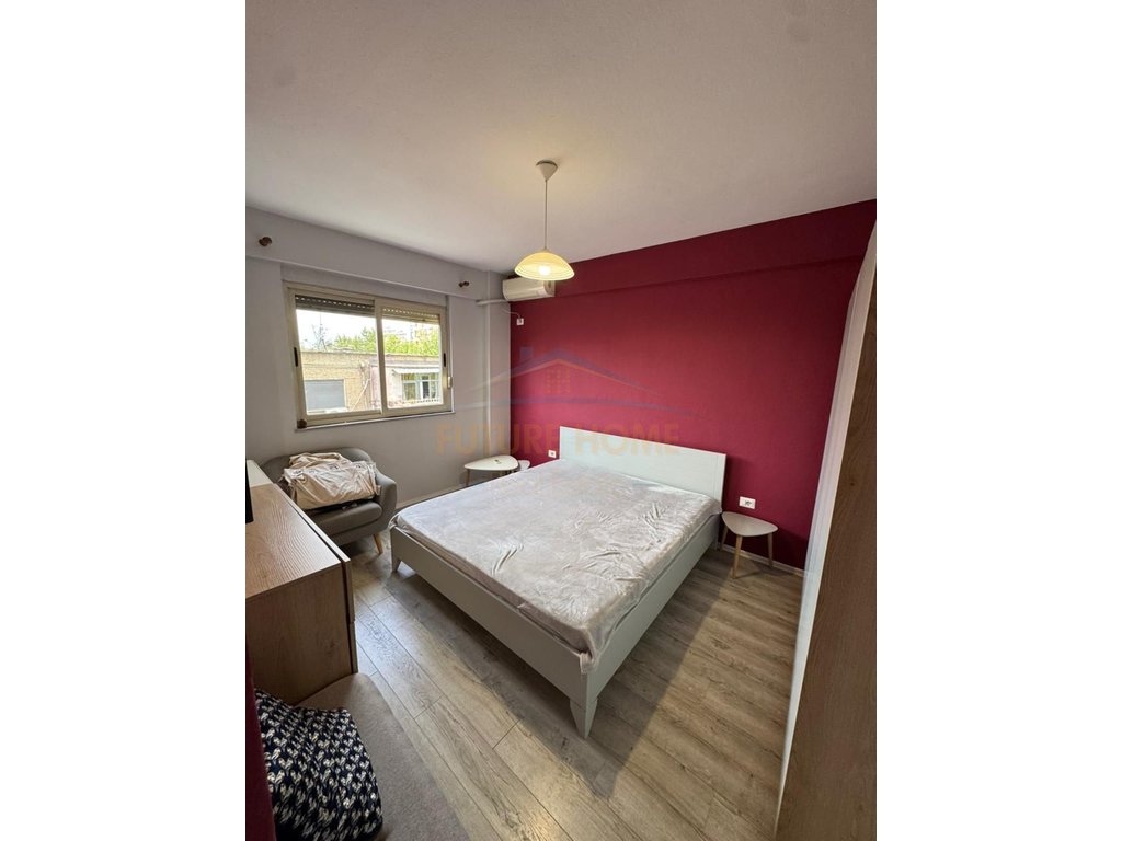 For sale, Apartment 3+1+2, Train Station, Tirana