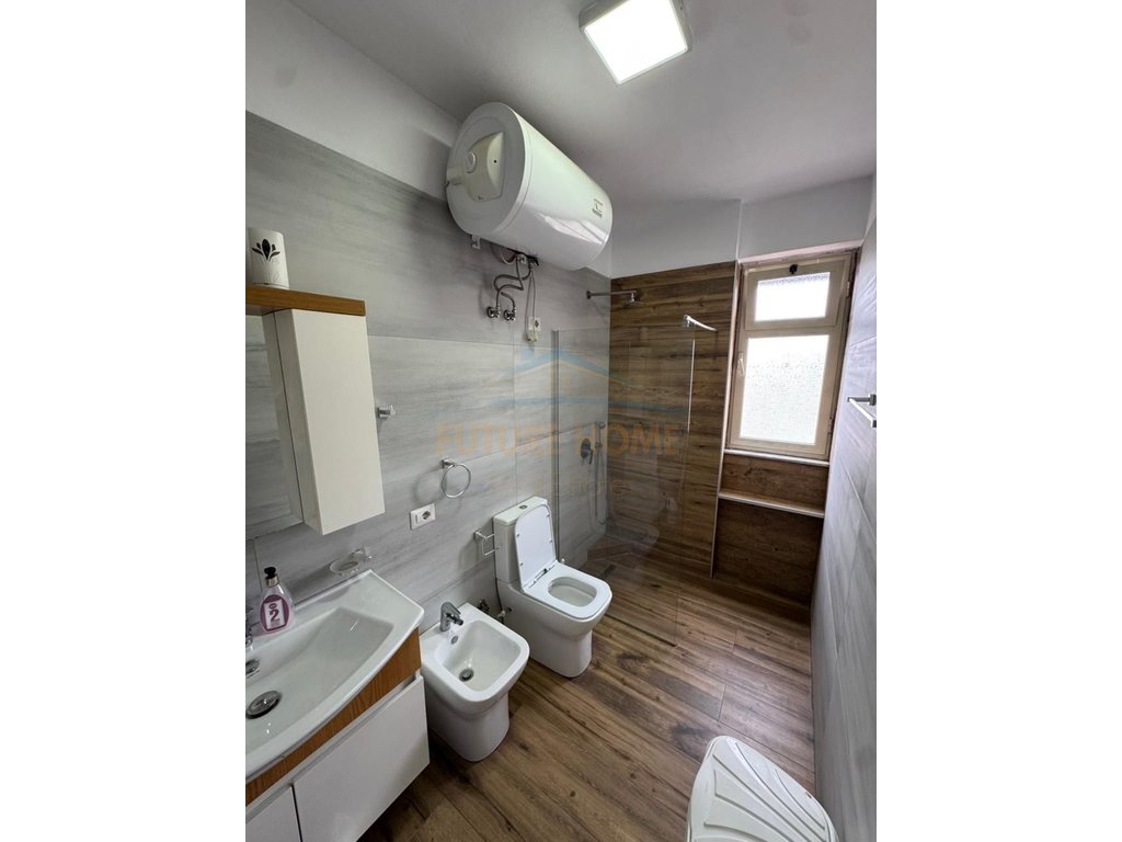 For sale, Apartment 3+1+2, Train Station, Tirana