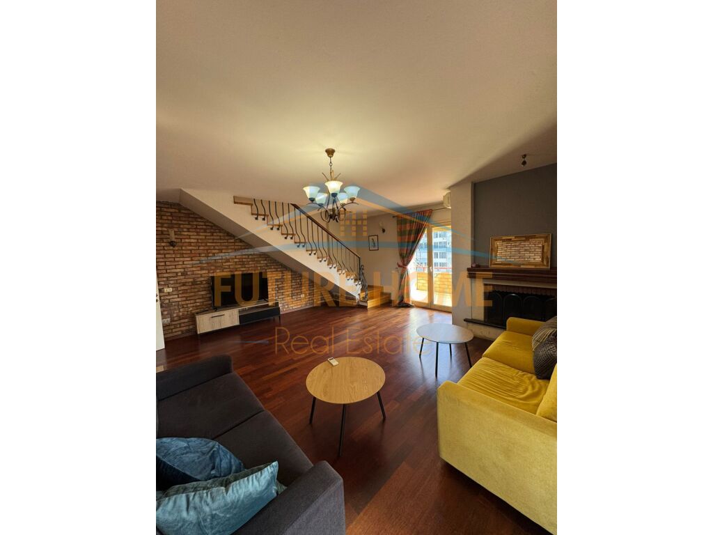 Qira, Duplex 3+1+3+Parking Space, Petronini