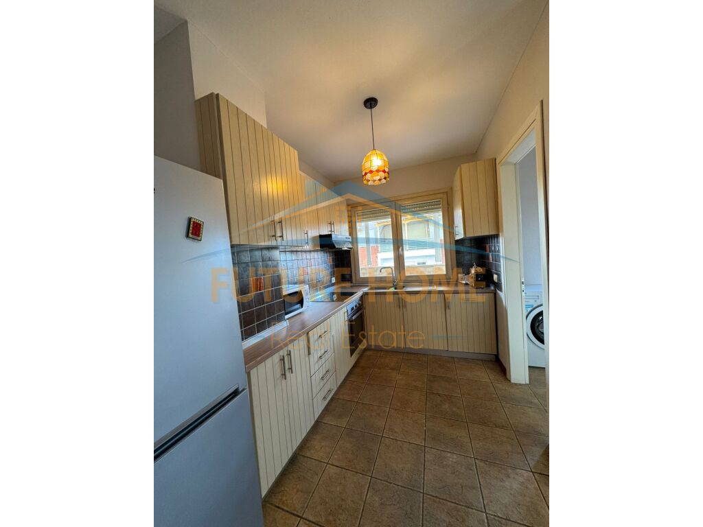 Qira, Duplex 3+1+3+Parking Space, Petronini