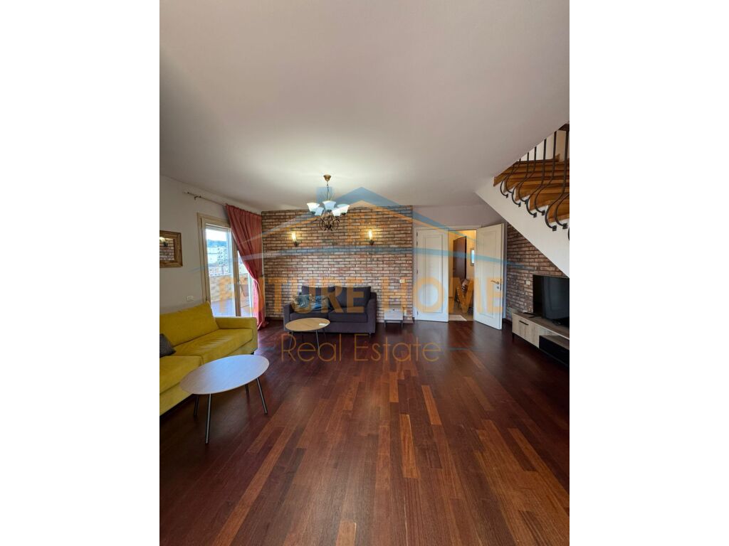 Qira, Duplex 3+1+3+Parking Space, Petronini
