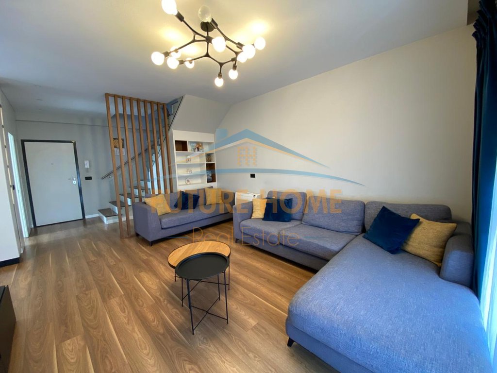 Qira, Duplex, 5 May