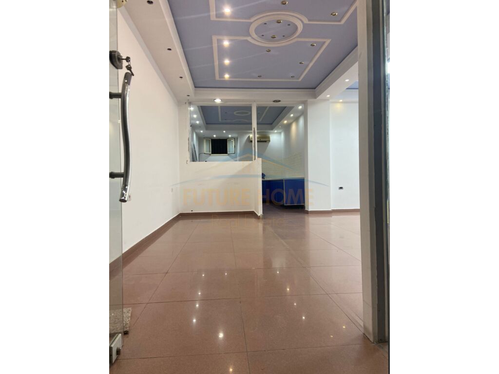For Rent, Business Unit, At the Market, Vlore