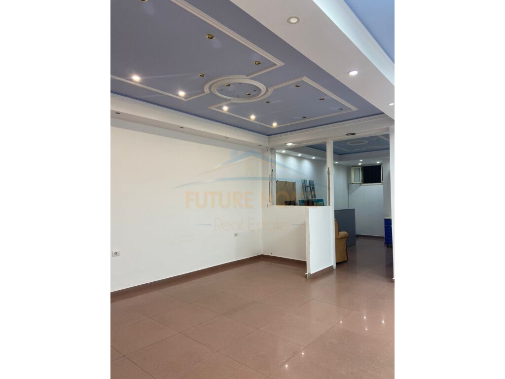 For Rent, Business Unit, At the Market, Vlore