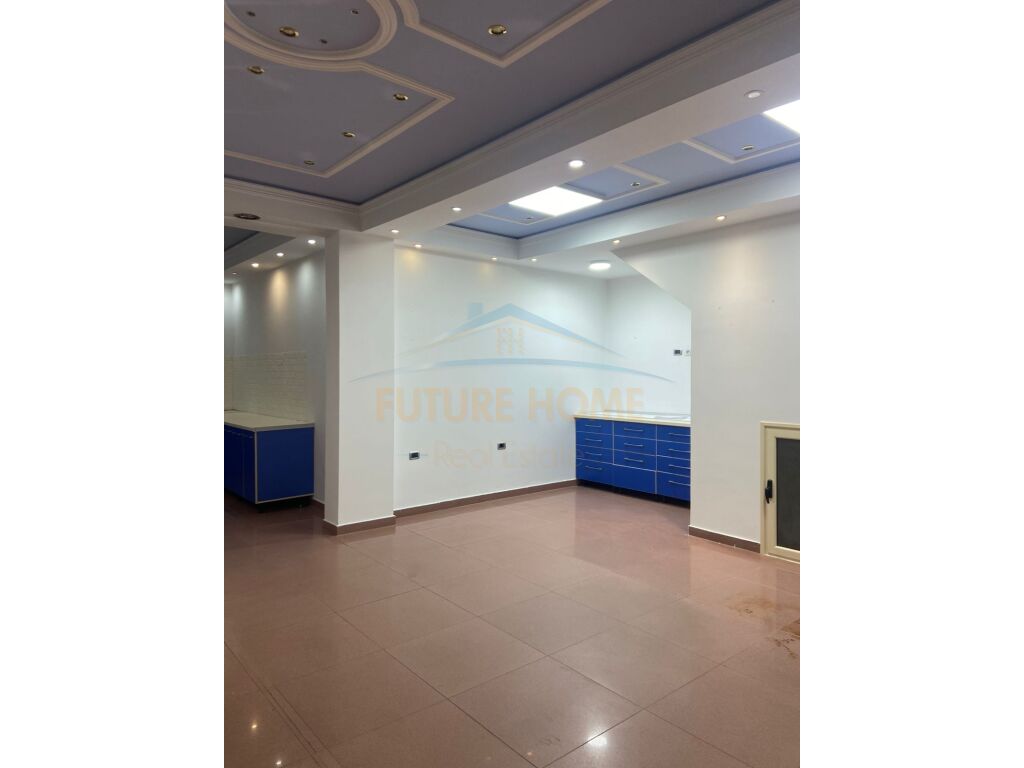For Rent, Business Unit, At the Market, Vlore