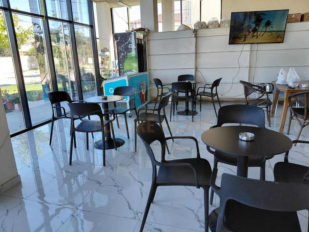 Qira, Business Unit, Kavajë