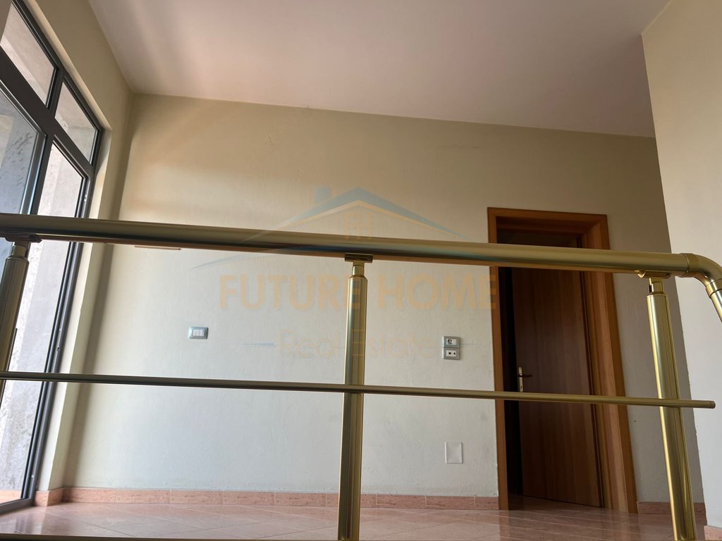Qira, 3-story private house, Fresk, Tirana.