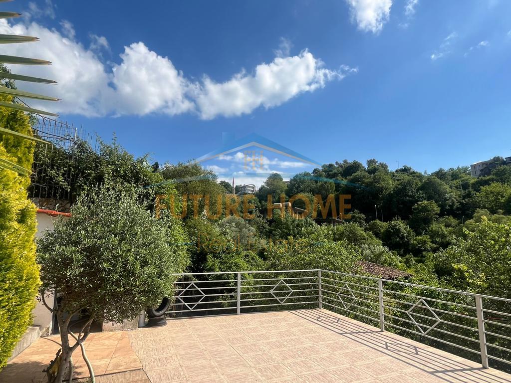 Rent, Villa, Petrele