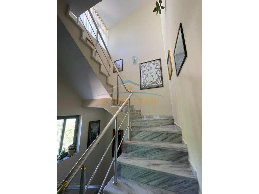 Rent, Villa, Petrele