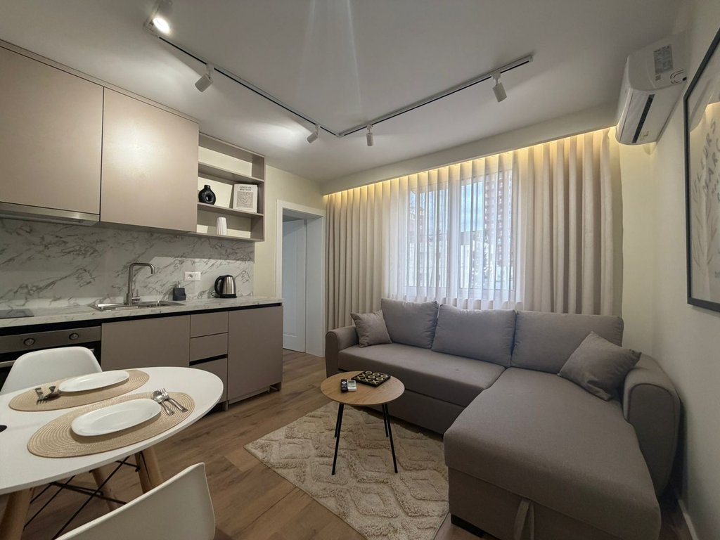 Shiten, 2 Apartamente 1+1, 21 Dhjetori, Tirane.