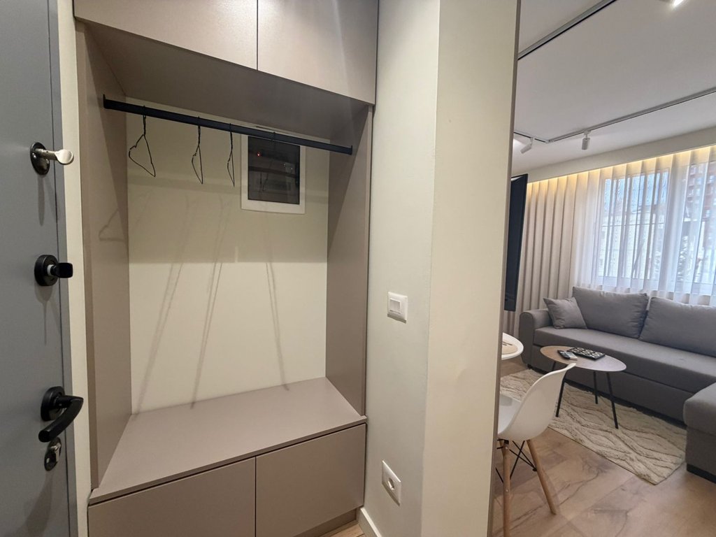 Shiten, 2 Apartamente 1+1, 21 Dhjetori, Tirane.
