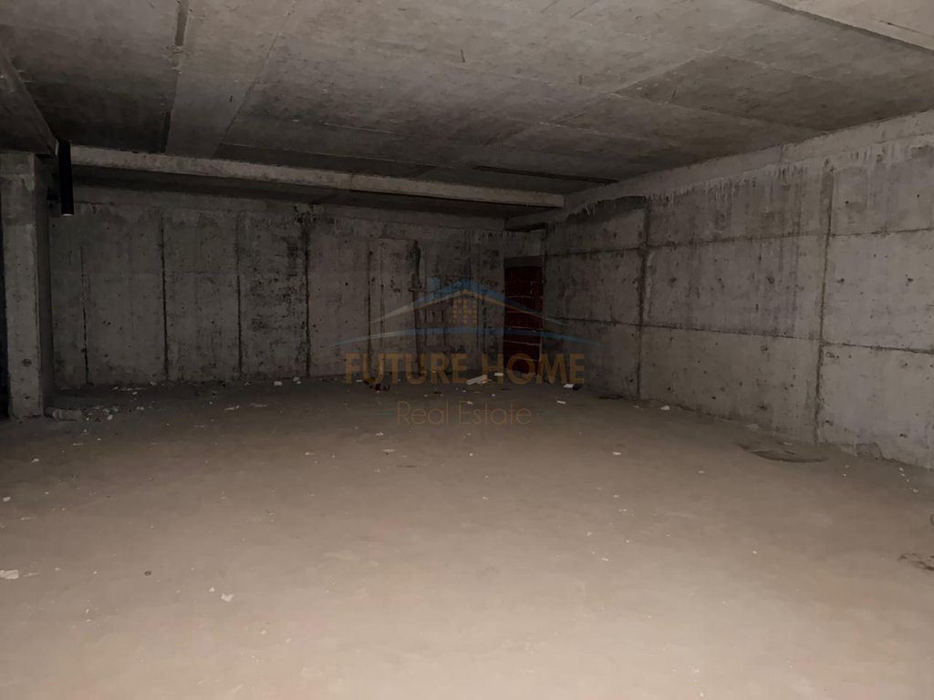 For sale, 4 garages, Green Residence, Kamëz.