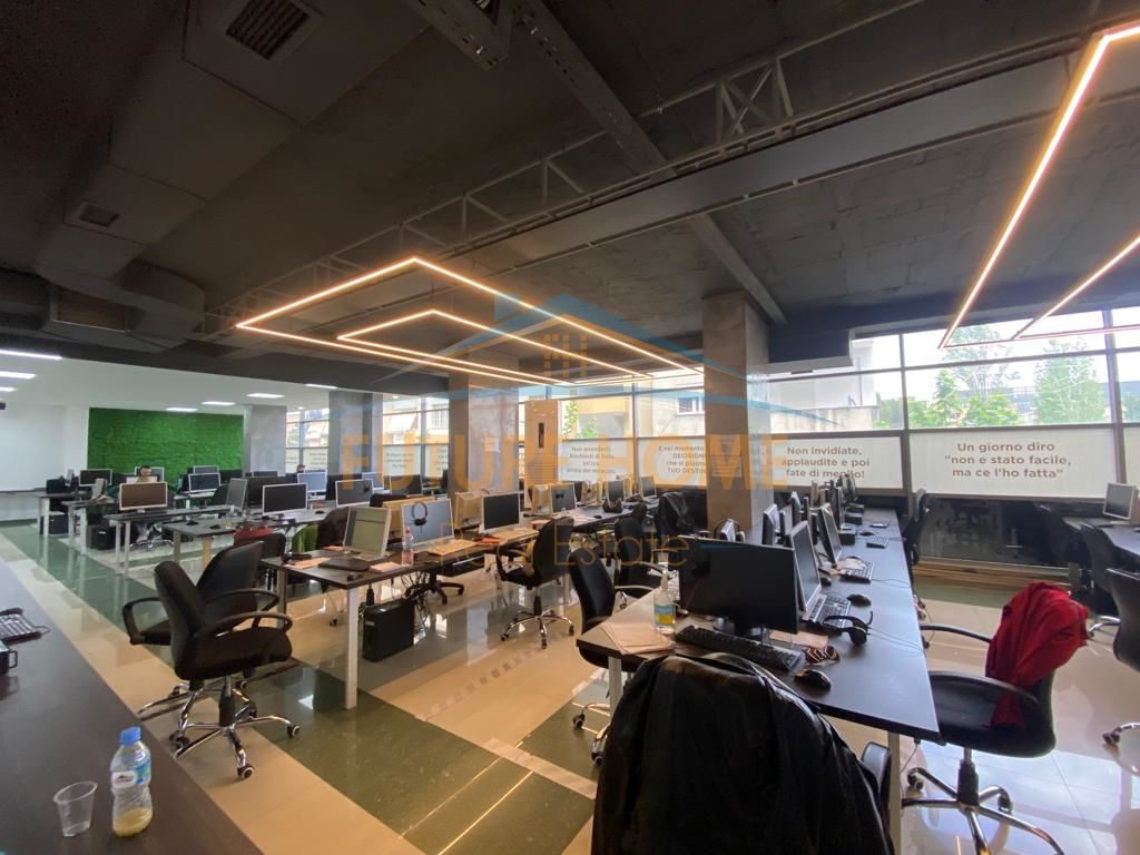For Sale, Business Environment, Paris Commune, Tirana!