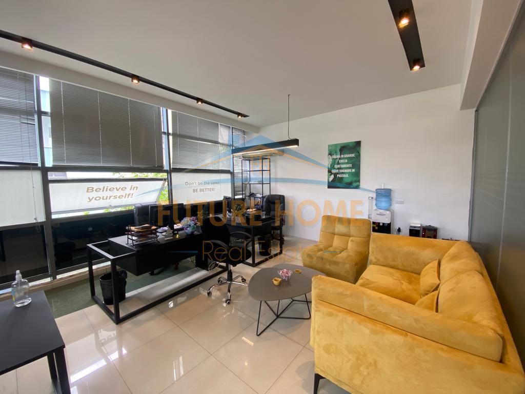 For Sale, Business Environment, Paris Commune, Tirana!