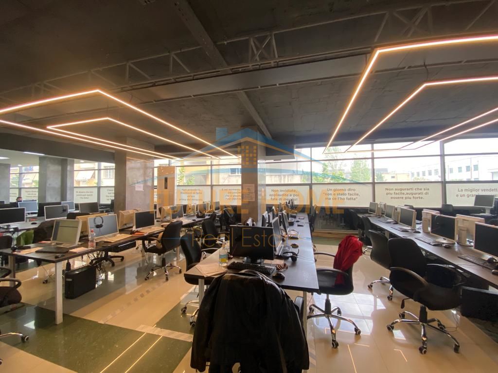 For Sale, Business Environment, Paris Commune, Tirana!