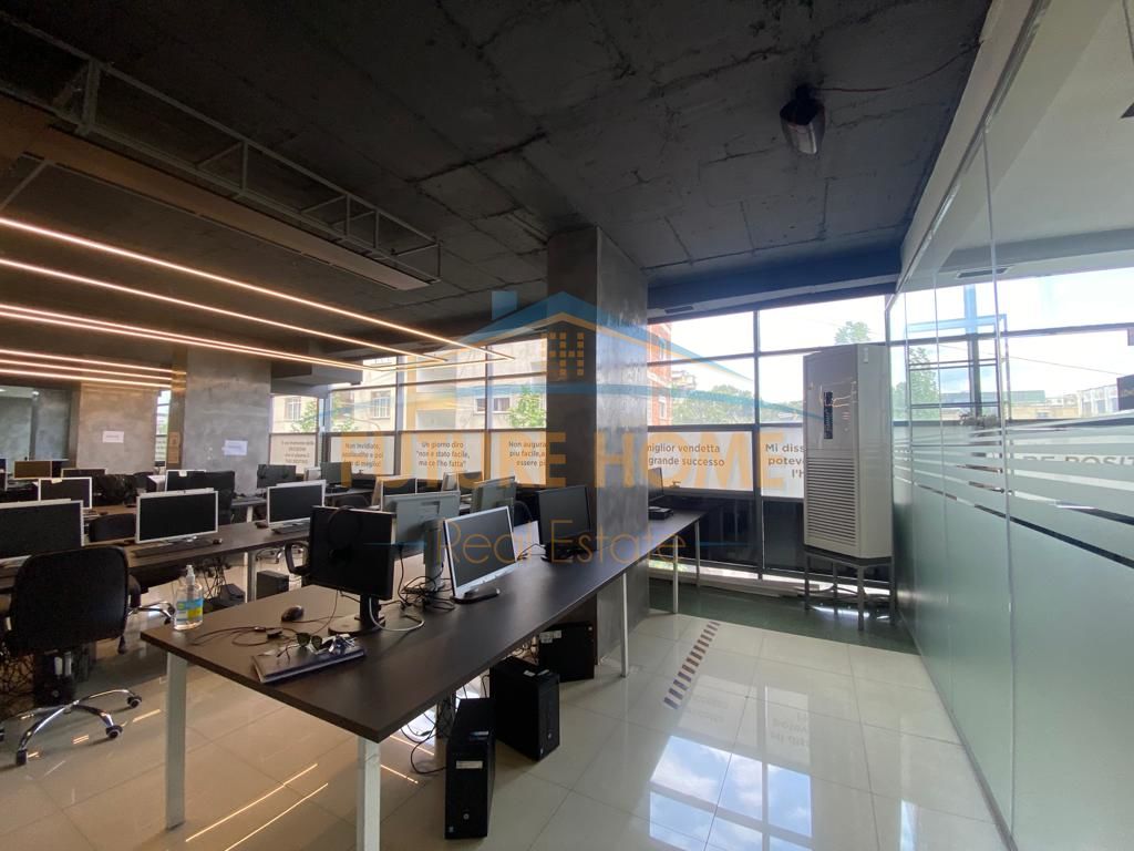 For Sale, Business Environment, Paris Commune, Tirana!