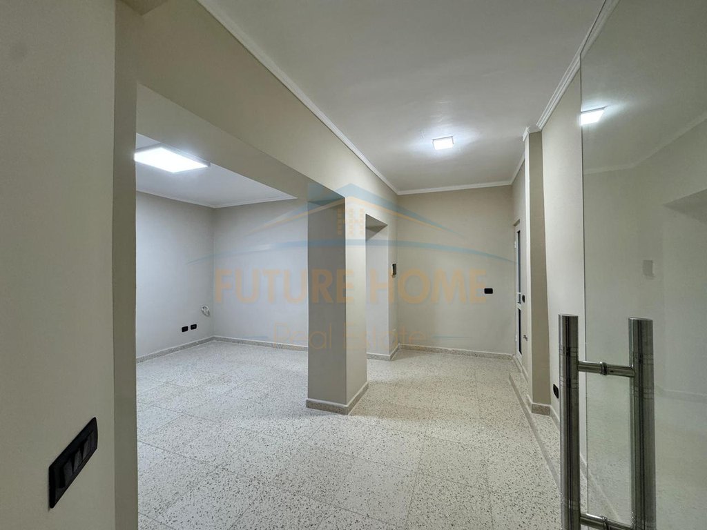 For Sale, Business Premises + 2 Warehouses, Court, Durres