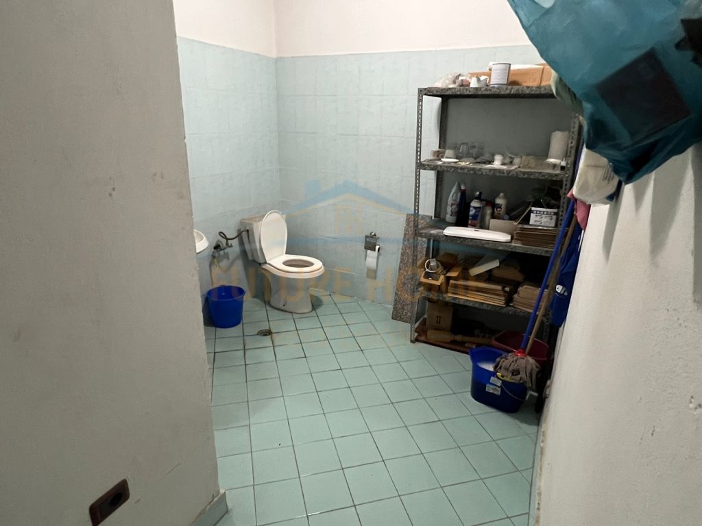 Shitet, Ambient Biznesi, Lagjia 18, Korce