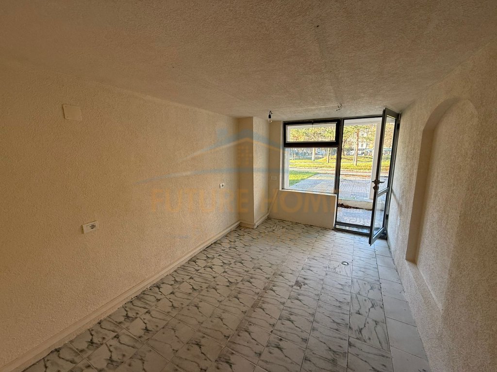 For sale, Business Area, Neighborhood 9, Korça